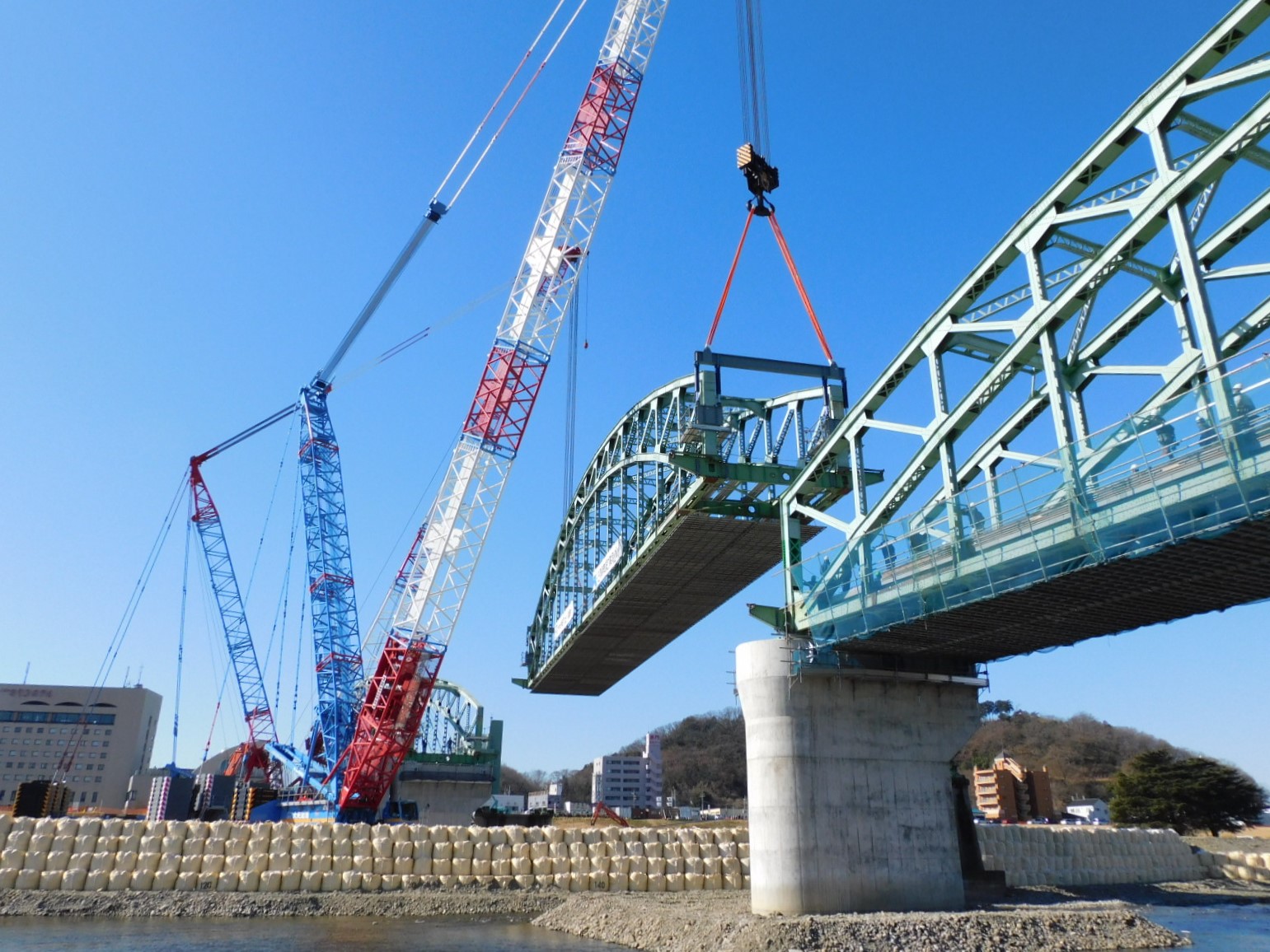 岡橋 812487cd2911c403f9c76dfab77b4b